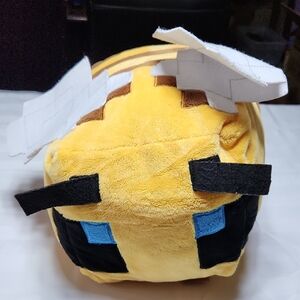 Minecraft -- Yellow Plush Bee Toy